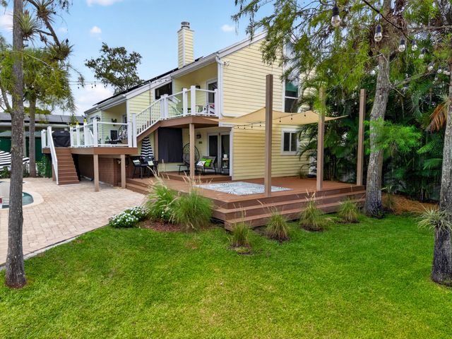 13074 La Mirada Circle, Wellington, FL 33414