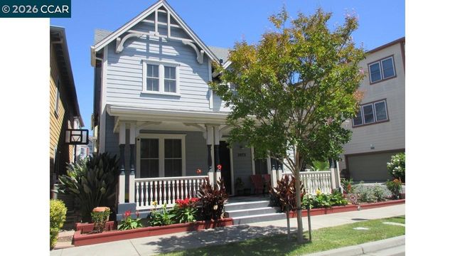 2072 Drake Ln, Hercules, CA 94547