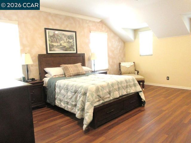 2072 Drake Ln, Hercules, CA 94547