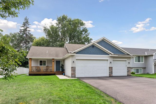 5201 49th Avenue N, Crystal, MN 55429