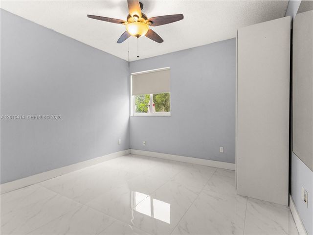 9133 Fontainebleau Blvd 8, Miami, FL 33172