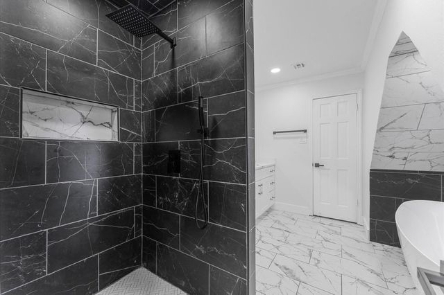 5607 Pebble Springs Drive, Houston, TX 77066