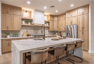 10248 Andante Court, Las Vegas, NV 89135