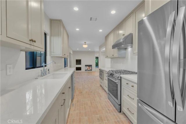 4316 Bellaire, Studio City, CA 91604
