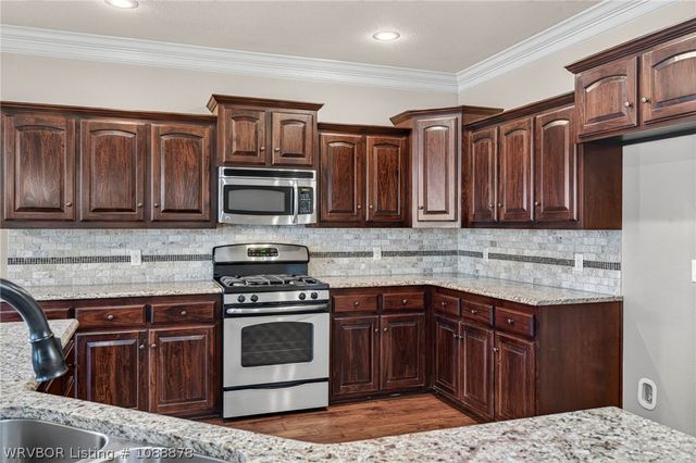 6114 Red Oak Court, Fort Smith, AR 72916