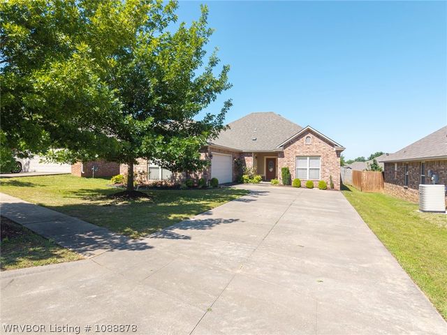 6114 Red Oak Court, Fort Smith, AR 72916