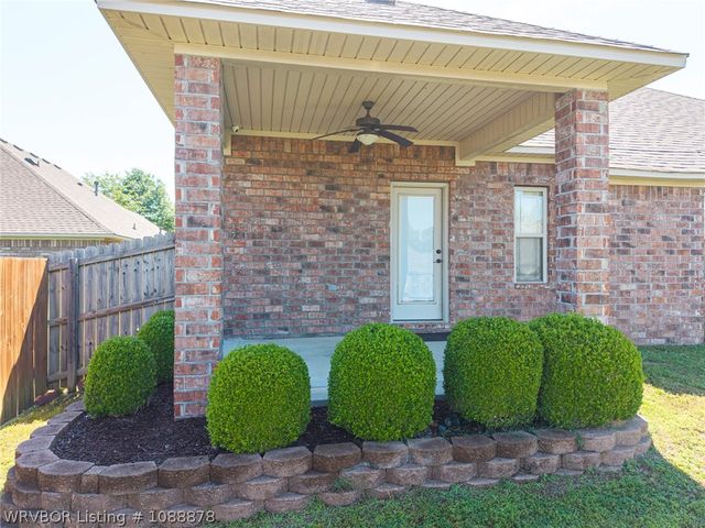 6114 Red Oak Court, Fort Smith, AR 72916