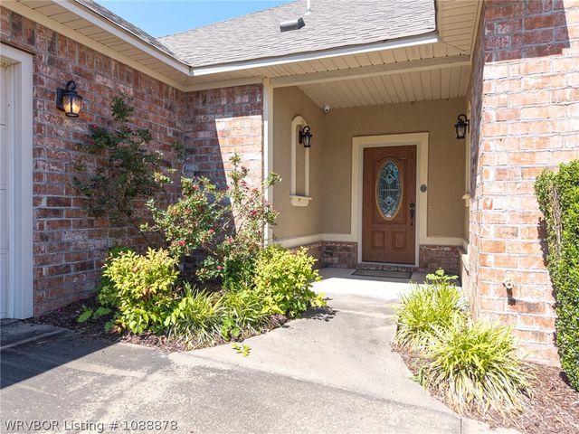 6114 Red Oak Court, Fort Smith, AR 72916