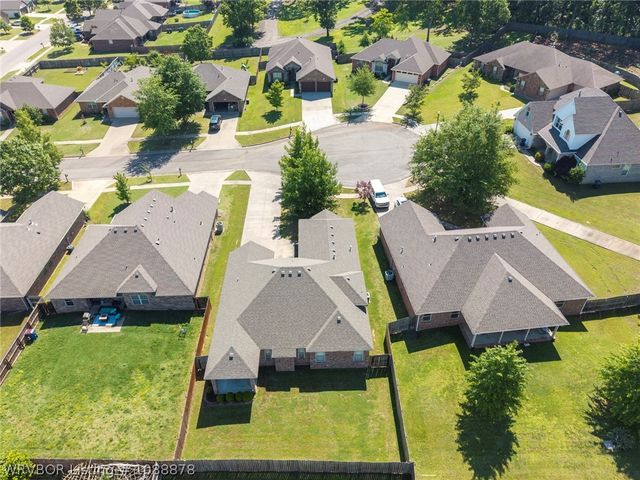 6114 Red Oak Court, Fort Smith, AR 72916