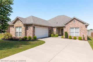 6114 Red Oak Court, Fort Smith, AR 72916