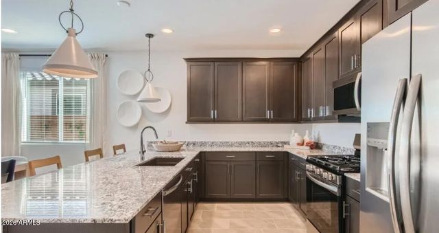 18813 W GOLDENROD Street, Goodyear, AZ 85338
