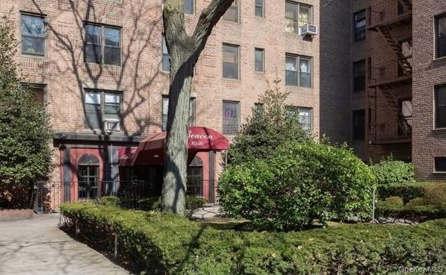8305 98th Street 3C, Woodhaven, NY 11421
