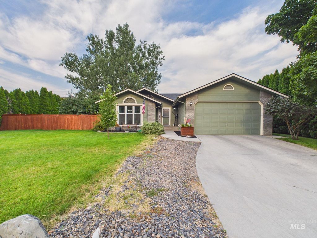 2171 Bonnie Dr, Payette, ID 83661 photo 1