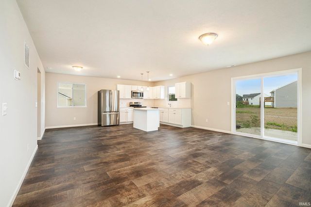 2200 Miami Trail, Huntington, IN 46750