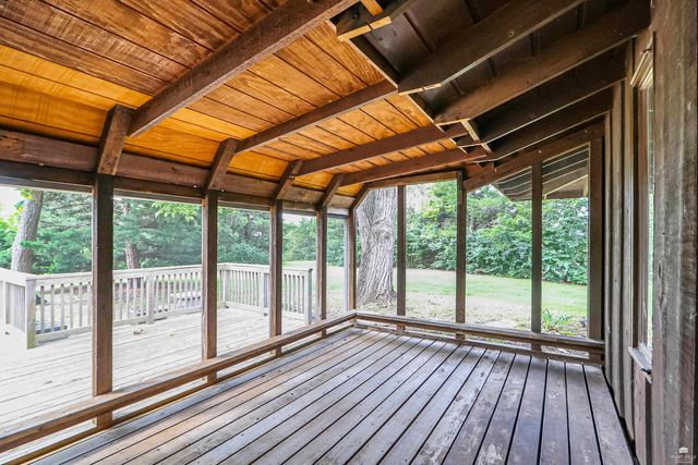 2910 Lakewood Drive, Manhattan, KS 66503