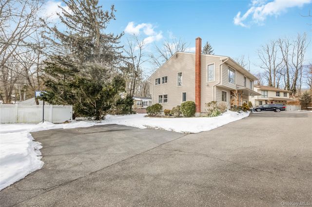 203 Woodbury Road, Woodbury, NY 11797