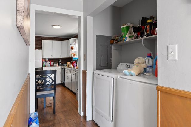 1004 Mcfarland Avenue, Rossville, GA 30741