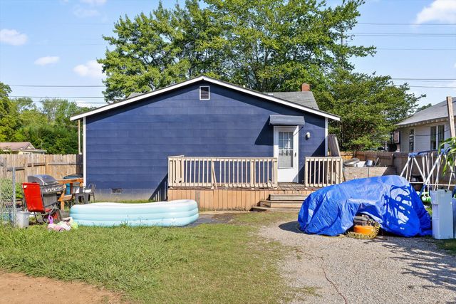 1004 Mcfarland Avenue, Rossville, GA 30741