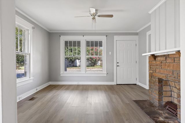 1004 Mcfarland Avenue, Rossville, GA 30741