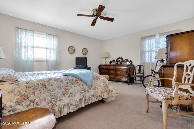 1 Spanish Wells Street, Toms River, NJ 08757