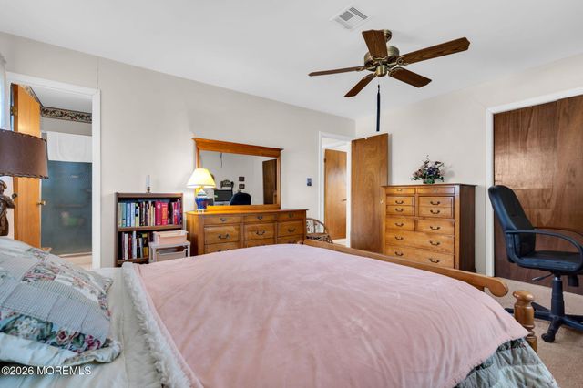 1 Spanish Wells Street, Toms River, NJ 08757