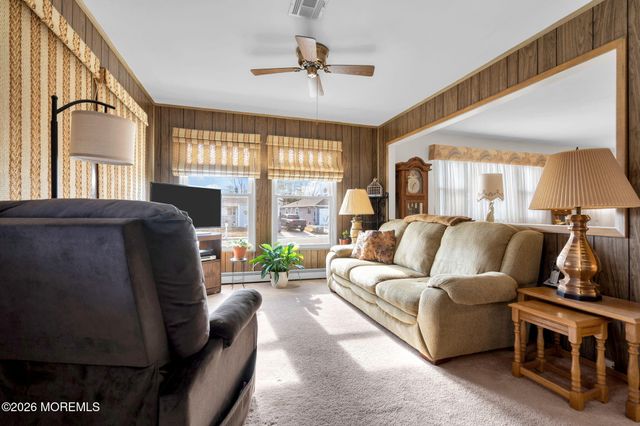 1 Spanish Wells Street, Toms River, NJ 08757