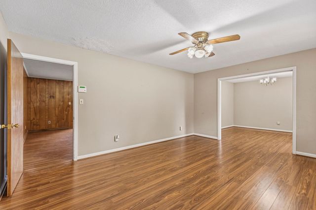 202 Flatwood Road, Spartanburg, SC 29303