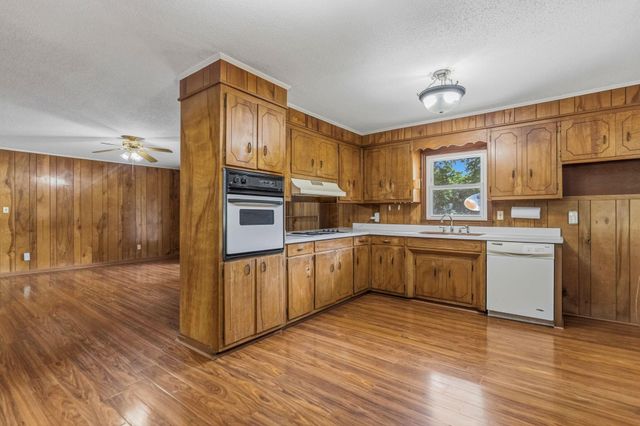 202 Flatwood Road, Spartanburg, SC 29303