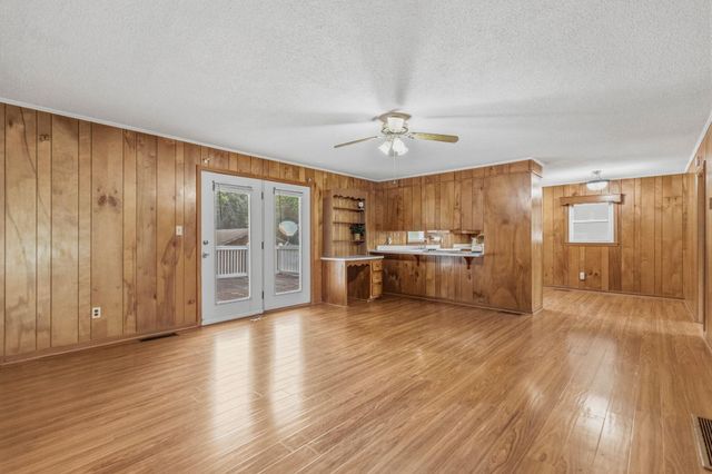 202 Flatwood Road, Spartanburg, SC 29303