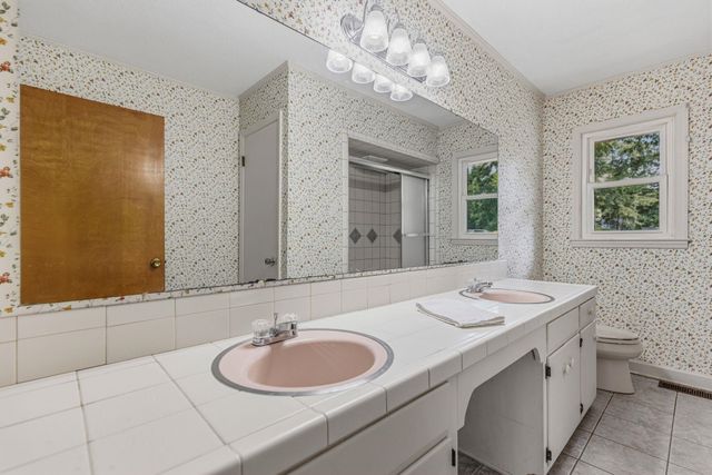 202 Flatwood Road, Spartanburg, SC 29303