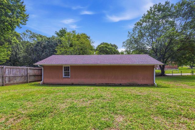 202 Flatwood Road, Spartanburg, SC 29303