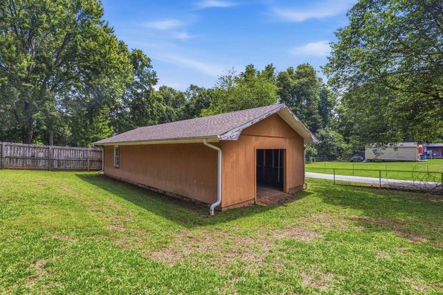 202 Flatwood Road, Spartanburg, SC 29303