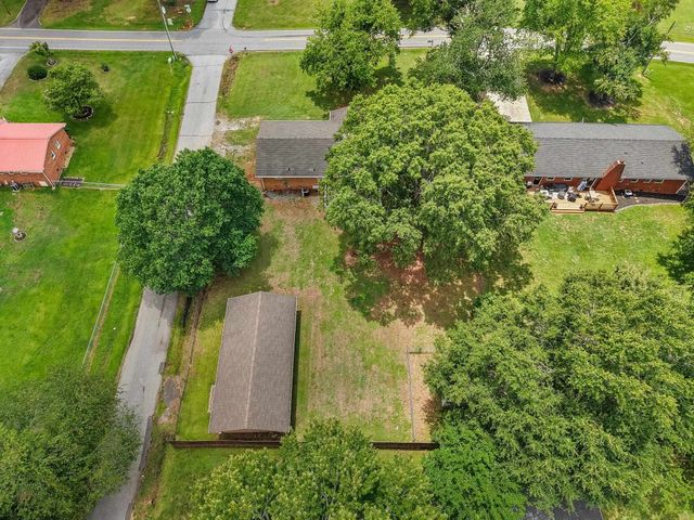 202 Flatwood Road, Spartanburg, SC 29303