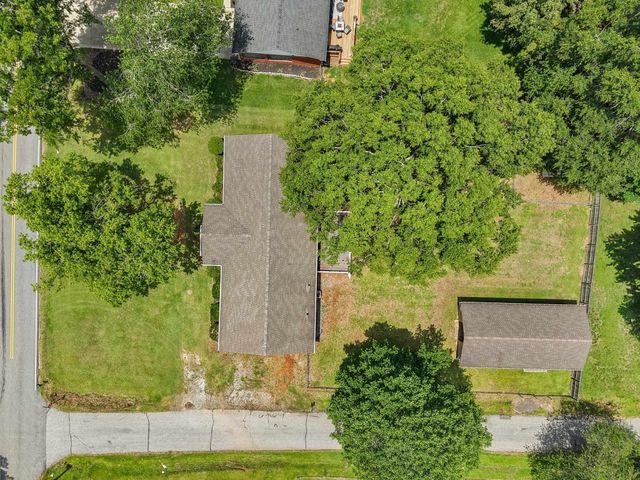 202 Flatwood Road, Spartanburg, SC 29303