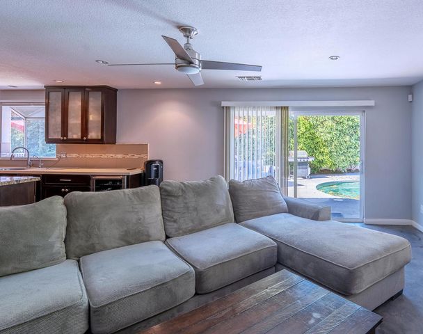 68730 Panorama Road, Cathedral City, CA 92234