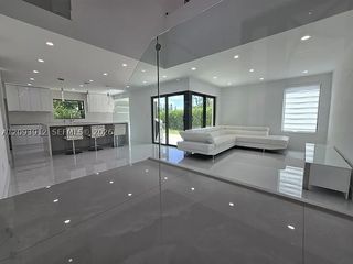 6711 SW 127th Pl 0, Miami, FL 33183