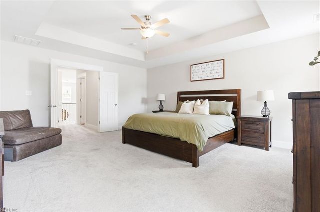 5324 Challedon DR, Virginia Beach, VA 23462