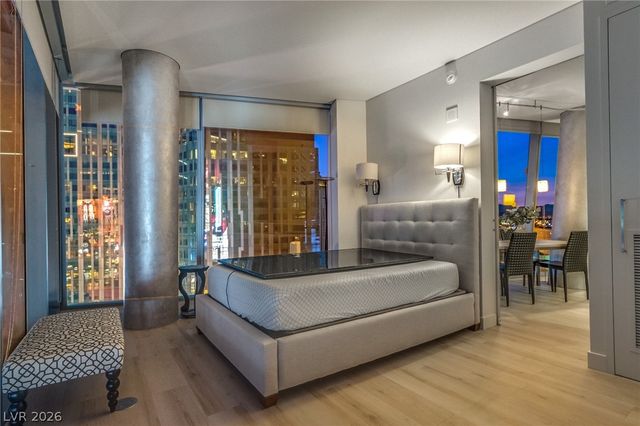 3722 Las Vegas Boulevard 1502, Las Vegas, NV 89158