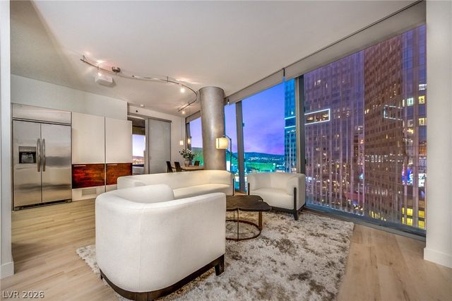 3722 Las Vegas Boulevard 1502, Las Vegas, NV 89158