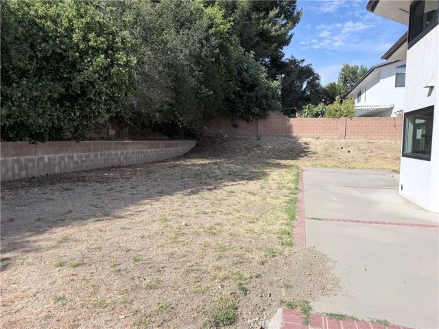11833 Preston Trails Avenue, Porter Ranch, CA 91326