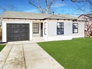 1232 W Beddell Street, Fort Worth, TX 76115