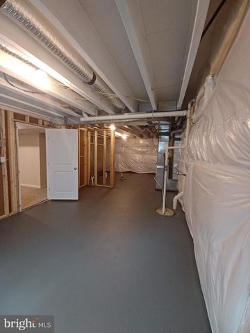 115 WINDING RD, Forks Township, PA 18040