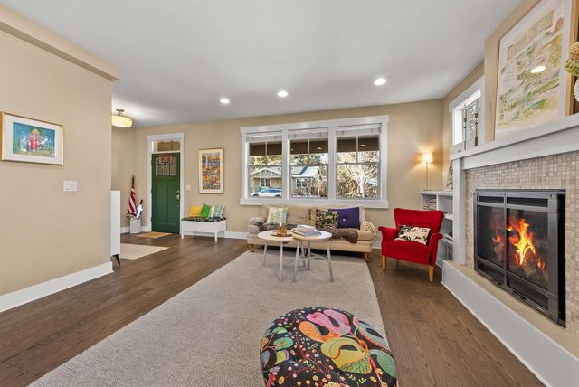 2336 NW Lolo Drive, Bend, OR 97703