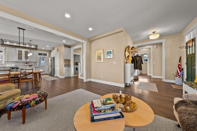 2336 NW Lolo Drive, Bend, OR 97703