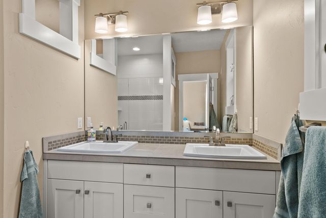 2336 NW Lolo Drive, Bend, OR 97703