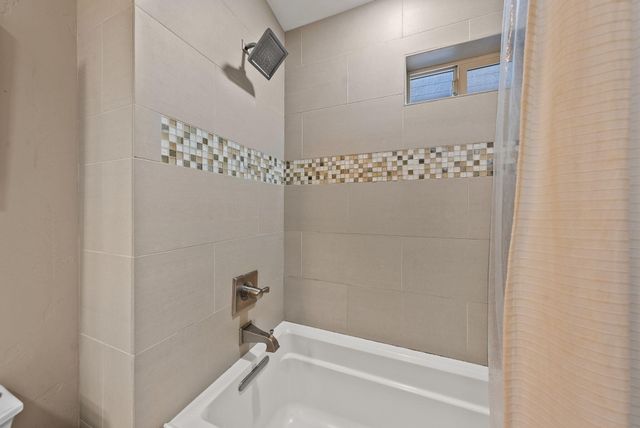 2336 NW Lolo Drive, Bend, OR 97703