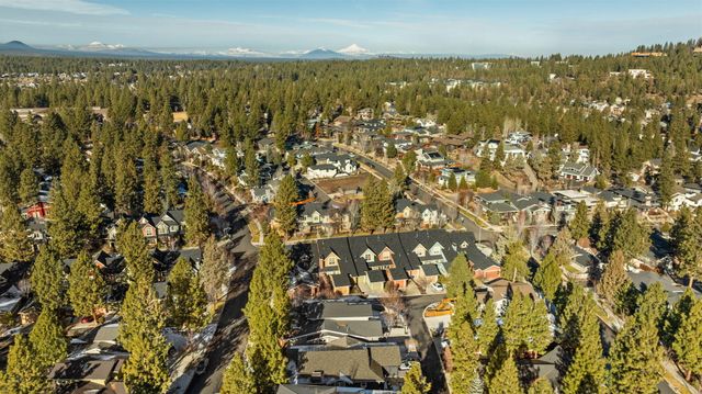 2336 NW Lolo Drive, Bend, OR 97703