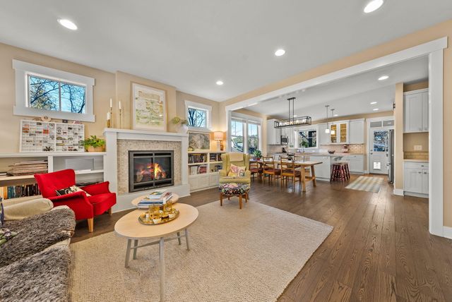 2336 NW Lolo Drive, Bend, OR 97703