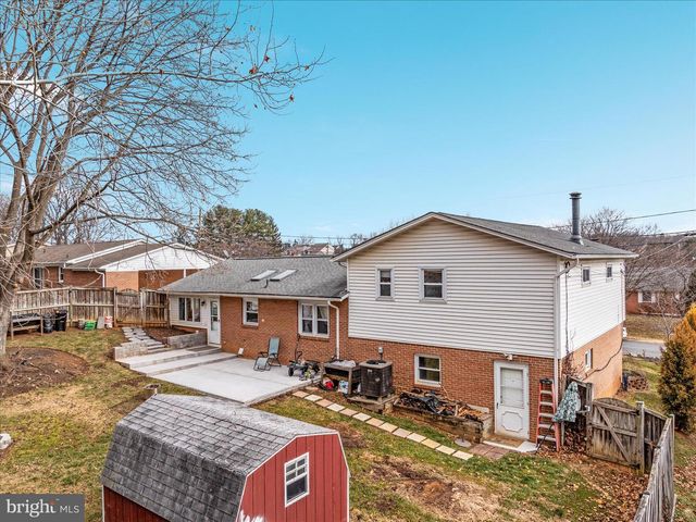 519 WHITACRE ST, Winchester, VA 22601