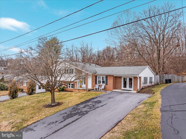 519 WHITACRE ST, Winchester, VA 22601